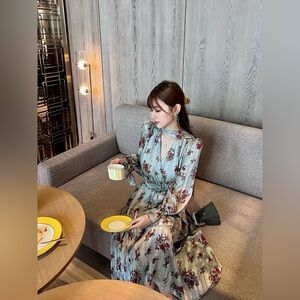 Sage Green Floral Print Midi Dress